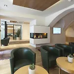 马克西米利安彭茨市政厅酒店