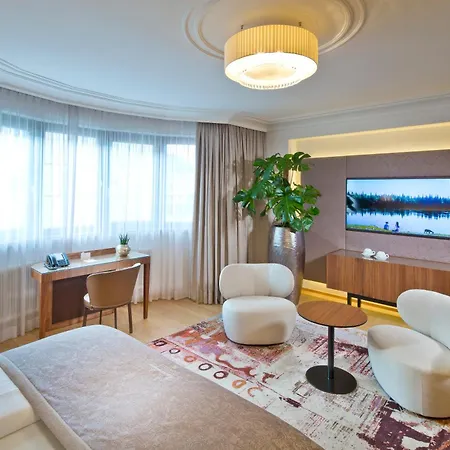 Hotell Maximilian - Stadthaus Penz