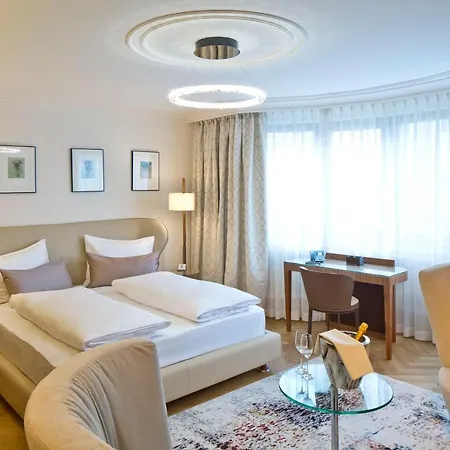 Отель Maximilian - Stadthaus Penz