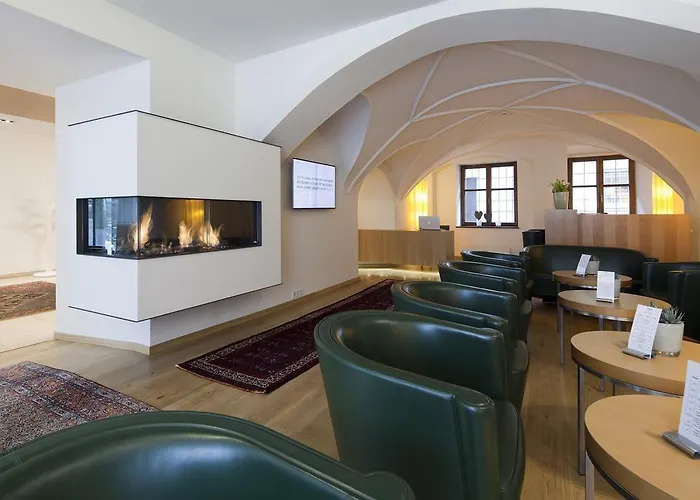 Maximilian - Stadthaus Penz מלון