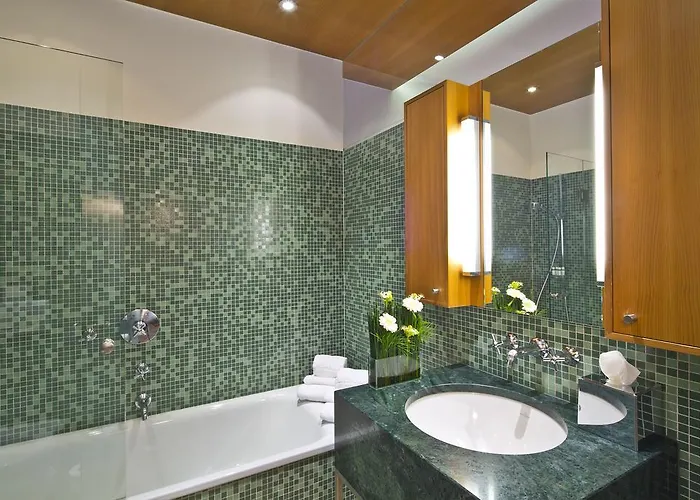 מלון Maximilian - Stadthaus Penz