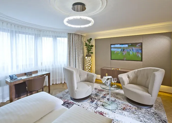 מלון Maximilian - Stadthaus Penz אינסברוק