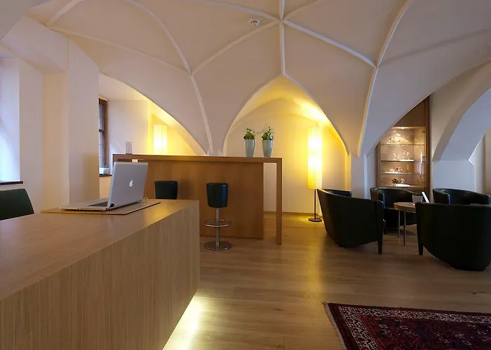 Hotel Maximilian - Stadthaus Penz 4*