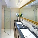 マキシミリアン - シュタットハウス ペンツ 4*