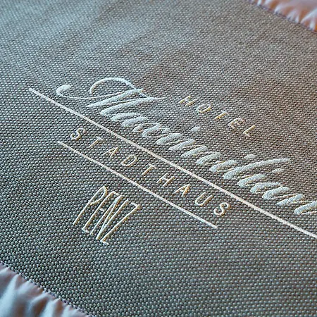 Hotell Maximilian - Stadthaus Penz 4*