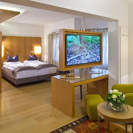 Maximilian - Stadthaus Penz Innsbruck