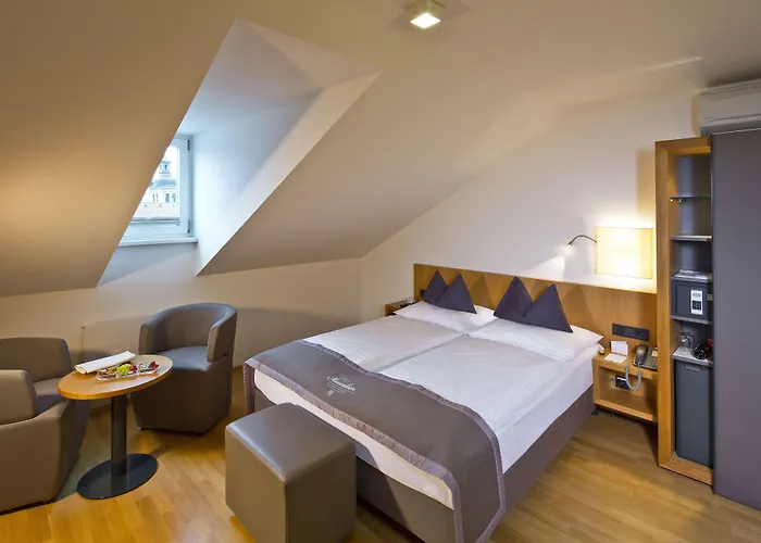 Hotel Maximilian - Stadthaus Penz 4*