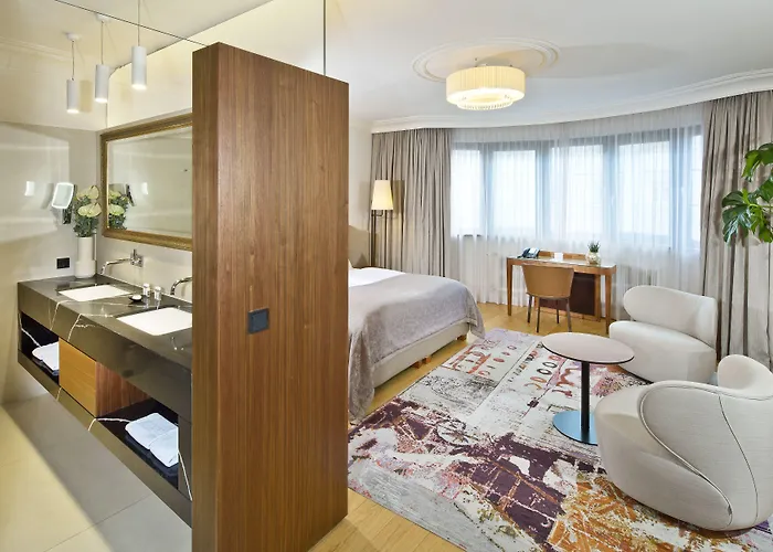 Maximilian - Stadthaus Penz Innsbruck