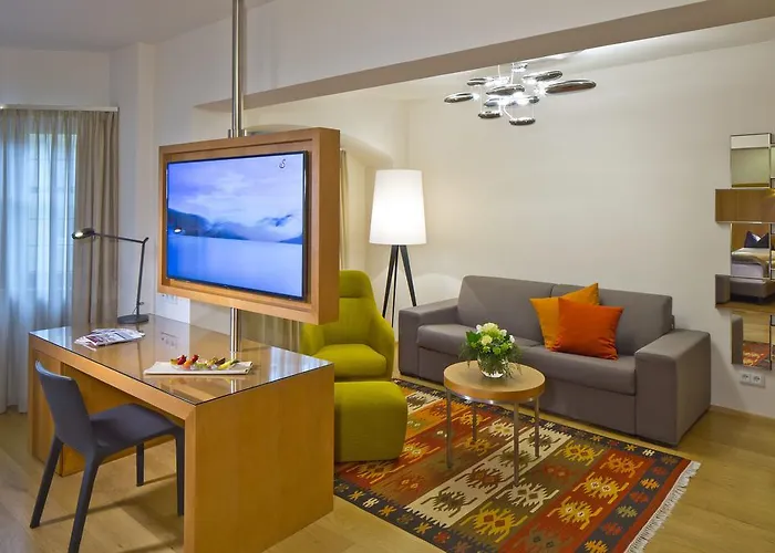 Hotel Maximilian - Stadthaus Penz 4*